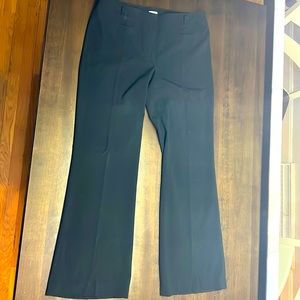 Black size 6 Cache dress pants.